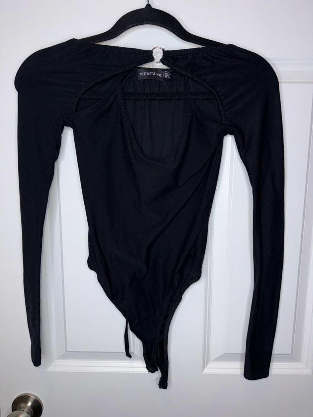 PrettyLittleThing Black Long-Sleeve Cutout Bodysuit - Picture 2 of 5